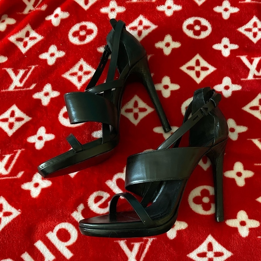Reed krakoff 9.5 black strappy leather heels​​​​